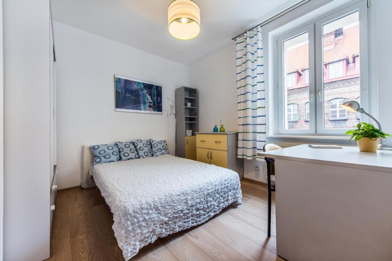 Hello Apartments Amazing River View 4 Bedrooms & Balcony Danzica Esterno foto