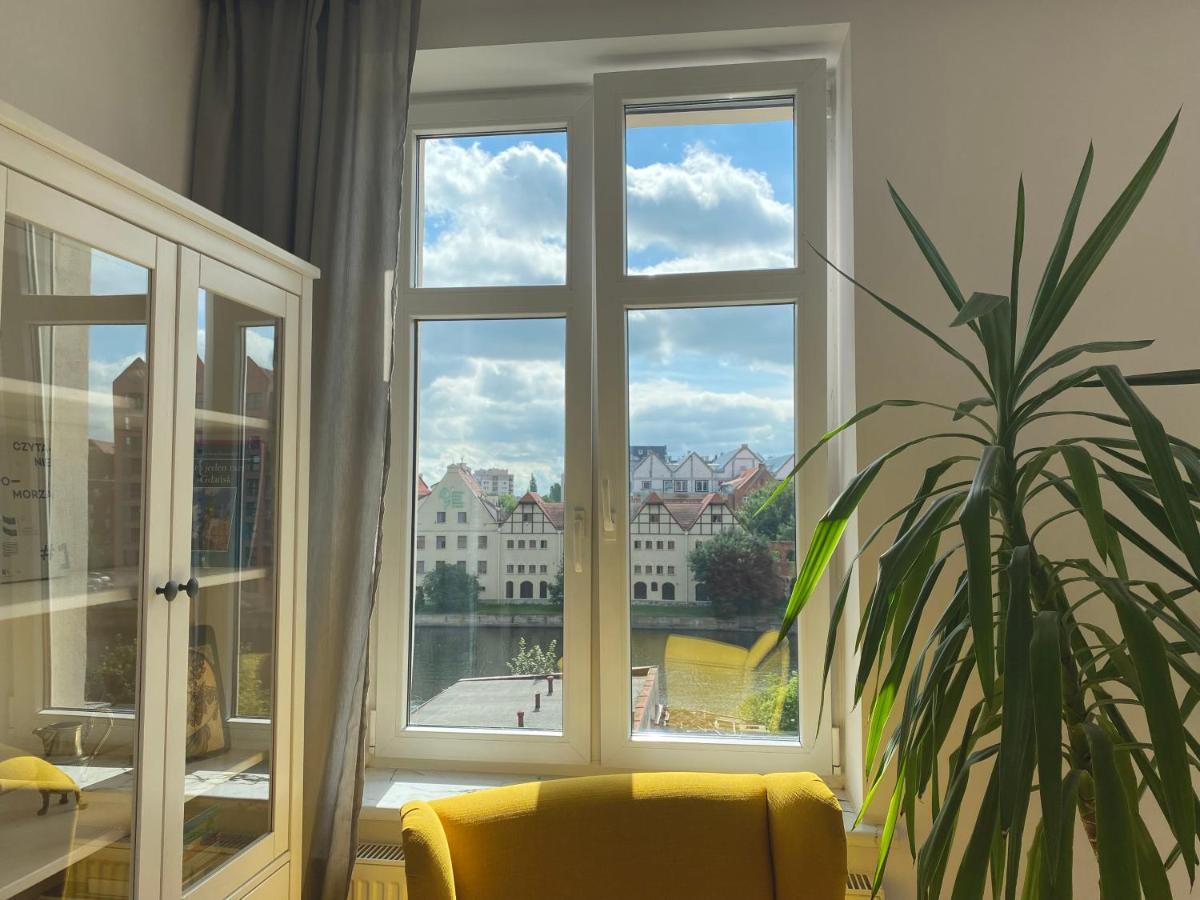 Hello Apartments Amazing River View 4 Bedrooms & Balcony Danzica Esterno foto
